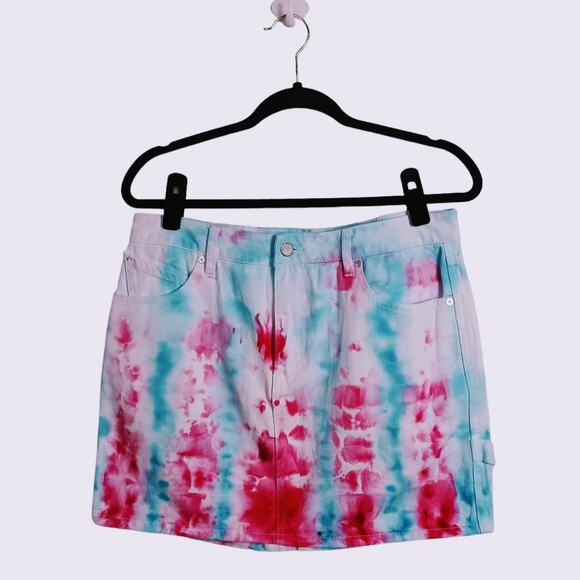 VOLCOM Women's Tie Dye Denim "Fix It Mini Skirt" Mid Rise Pink Blue White, L(10) - Picture 2 of 12